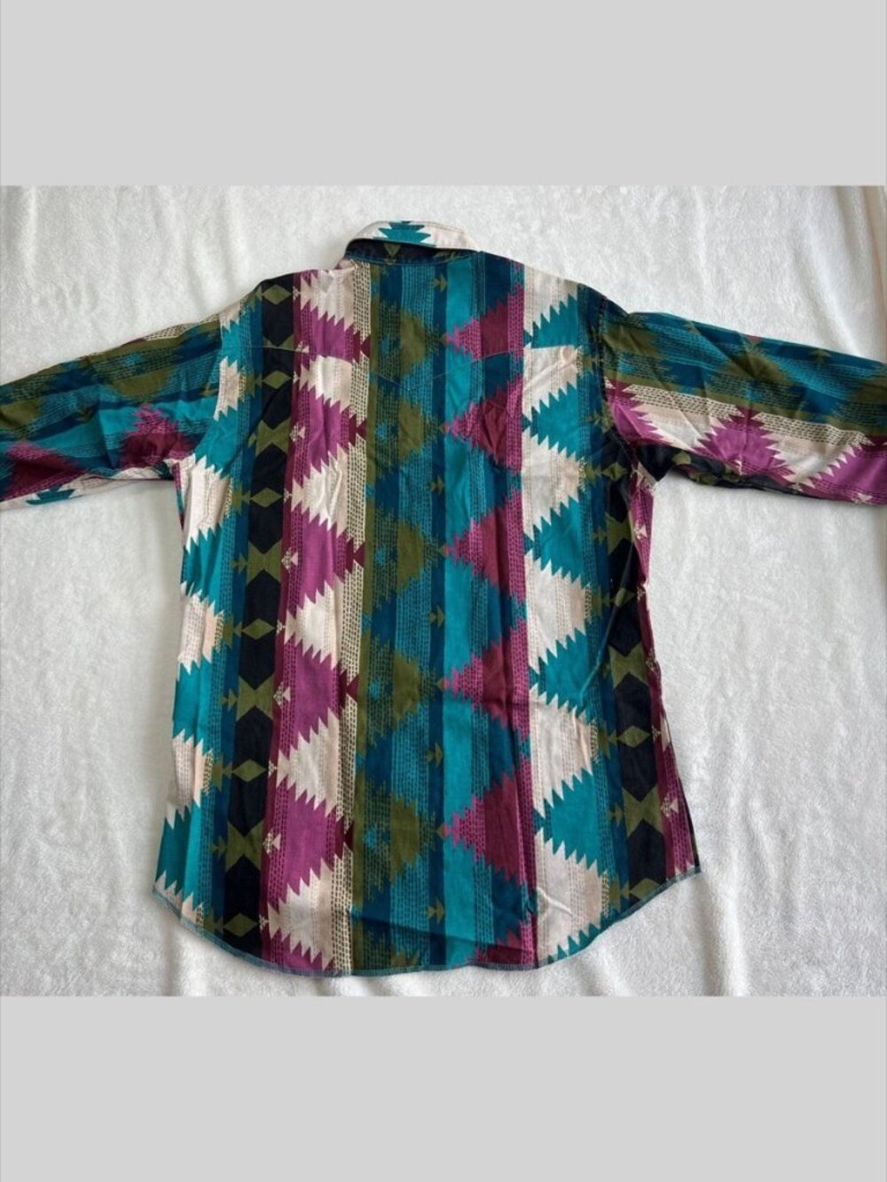 Vintage 90s Wrangler Cowboy Cut Aztec Southwestern Western Shirt USA 16.5 x 35 - Picture 3 of 6